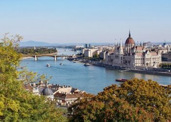 Будапешт на 8 марта 2022 года